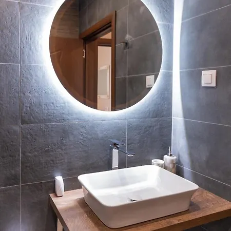 דירה Centre Spacious 2 Bedroom